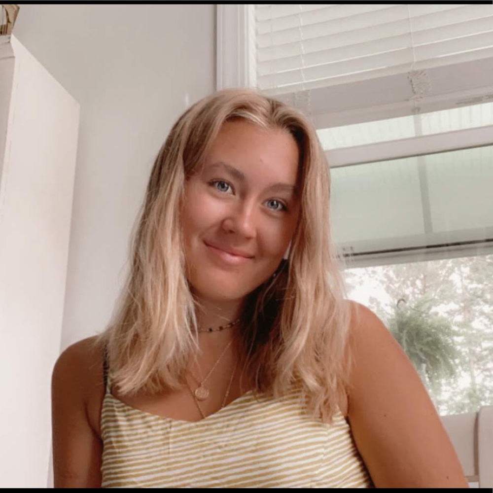 Meet your Posher, Amelia